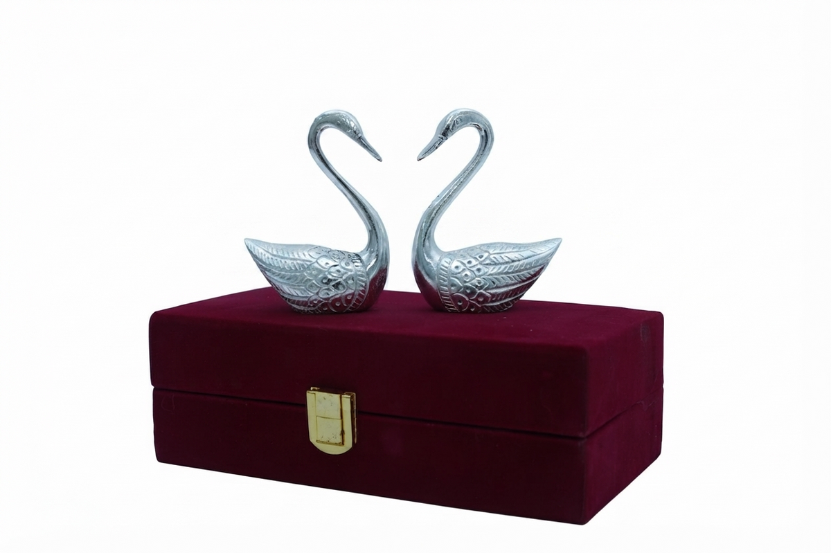 Elegant Silver Plated Mini Swan Love Pair Figurine Set in Velvet Gift Box